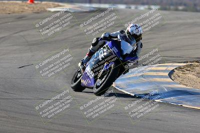 media/Jan-09-2022-SoCal Trackdays (Sun) [[2b1fec8404]]/Turns 9 and 8 (920am)/